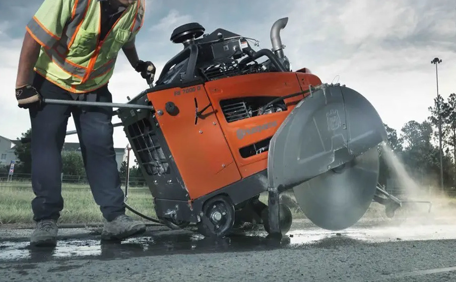 混凝土(tǔ)切割拆除的(de)幾種方式